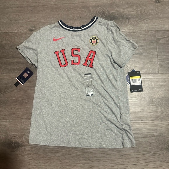 Nike USA Gray T-Shirt new with tags - Picture 1 of 7